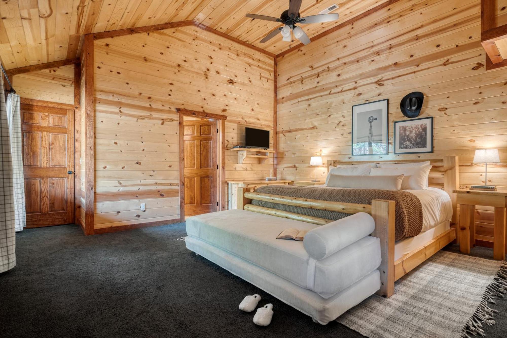 Sycamore By Avantstay Spectacular Mountain Home W Indoor Pool Hot Tub Home Theatre Fire Pit Сивиървил Екстериор снимка